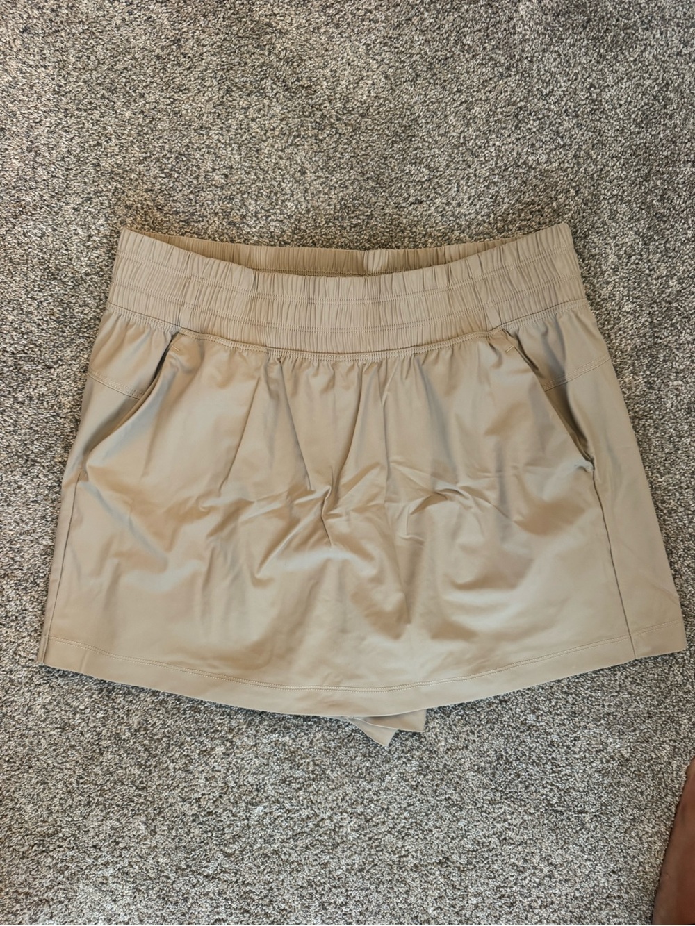 Old Navy Beige Active Skort with Pockets